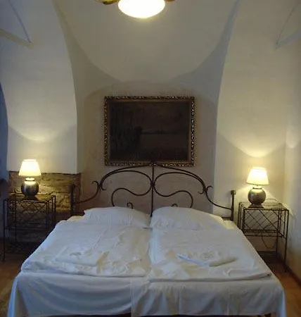 Hotel žebrák
