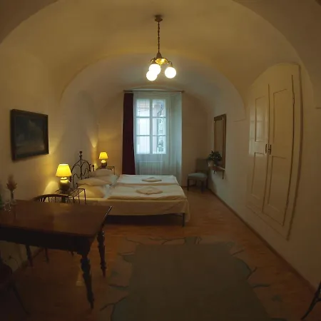 Ξενοδοχείο Hotel Zebrak Zebrak